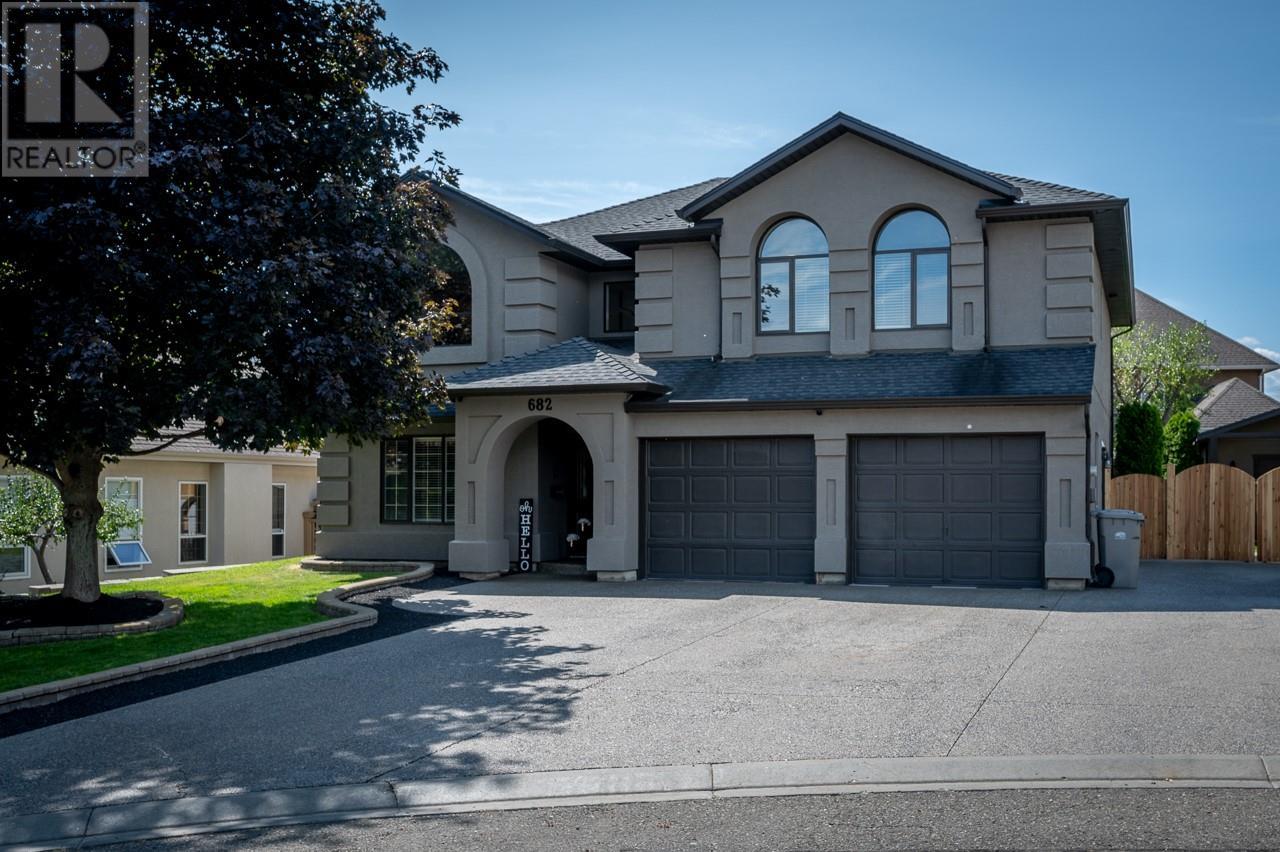Property at 682 SANDSTONE Place image 1