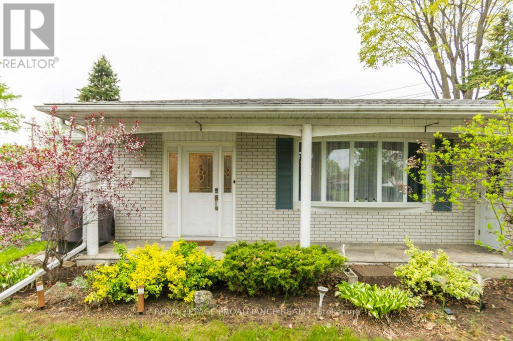 Property at 17 EDGEVIEW DRIVE image 2