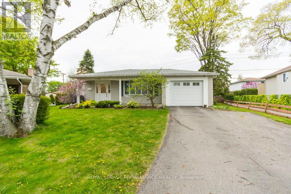 Property at 17 EDGEVIEW DRIVE image 1