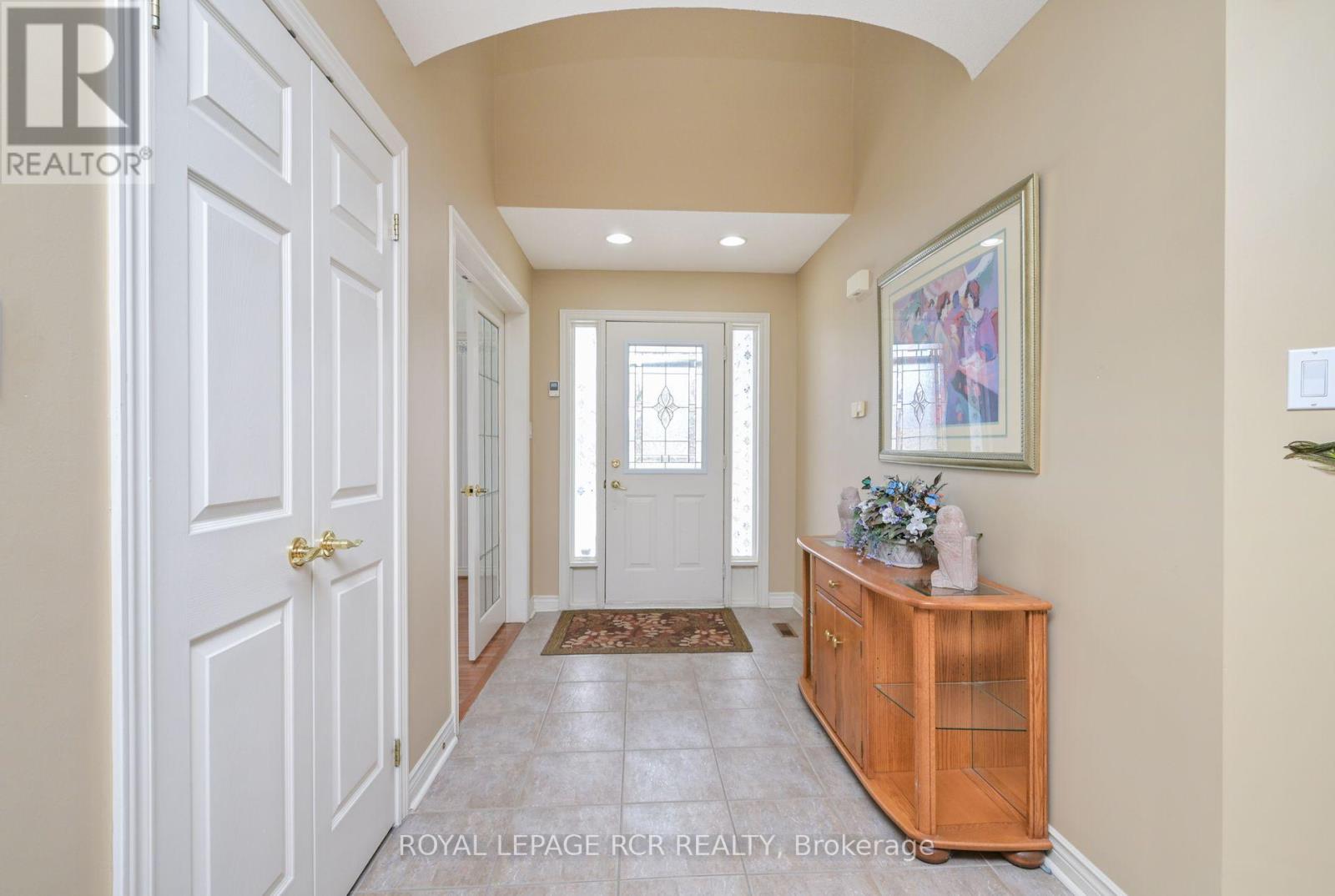 10 Forest Link, New Tecumseth, Ontario  L9R 2A1 - Photo 3 - N11970993