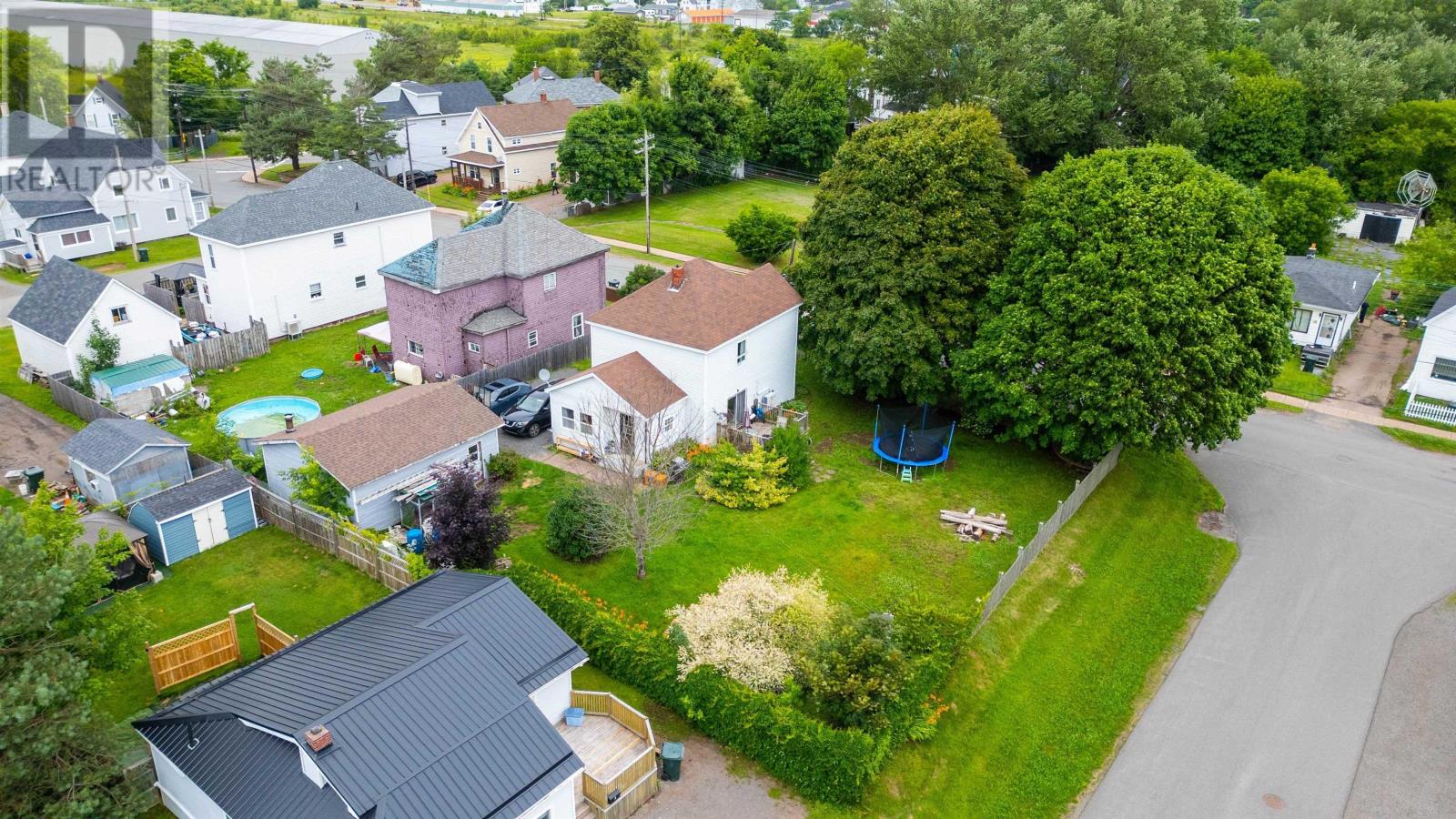 15 Park Street, Amherst, Nova Scotia  B4H 2R3 - Photo 33 - 202509622