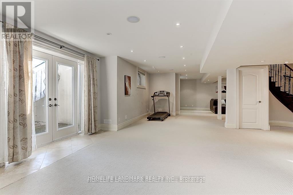 34 Moccasin Trail, Toronto, Ontario  M3C 1Y7 - Photo 35 - C12155026