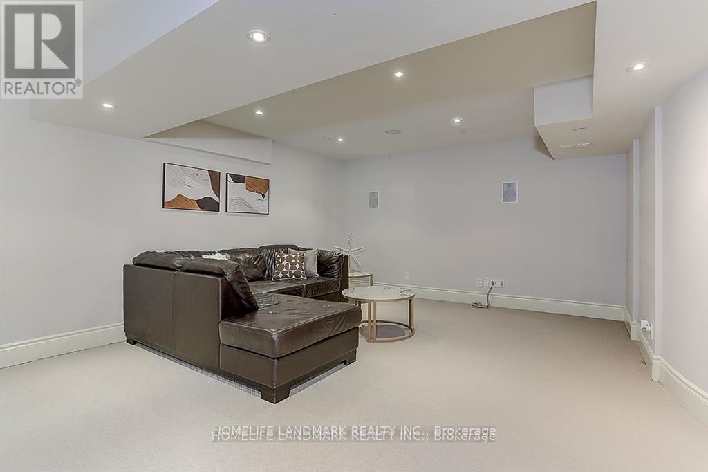34 Moccasin Trail, Toronto, Ontario  M3C 1Y7 - Photo 36 - C12155026