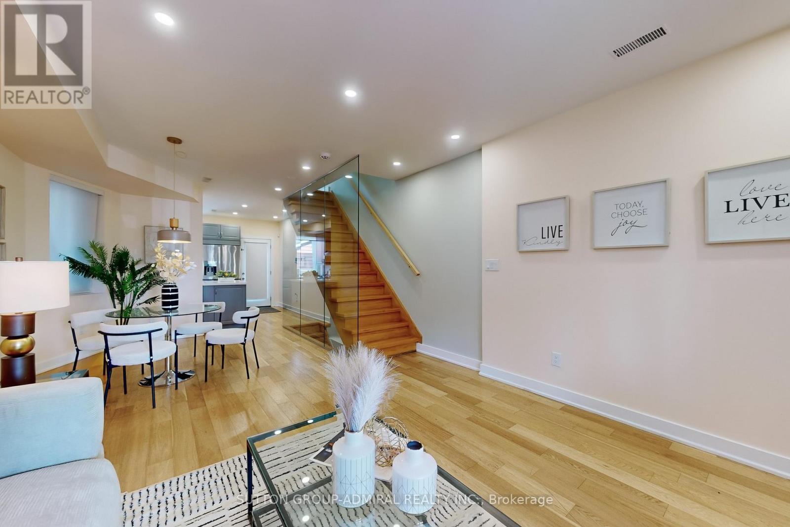1216 Davenport Road, Toronto (Wychwood), Ontario  M6H 2G8 - Photo 4 - C12155097