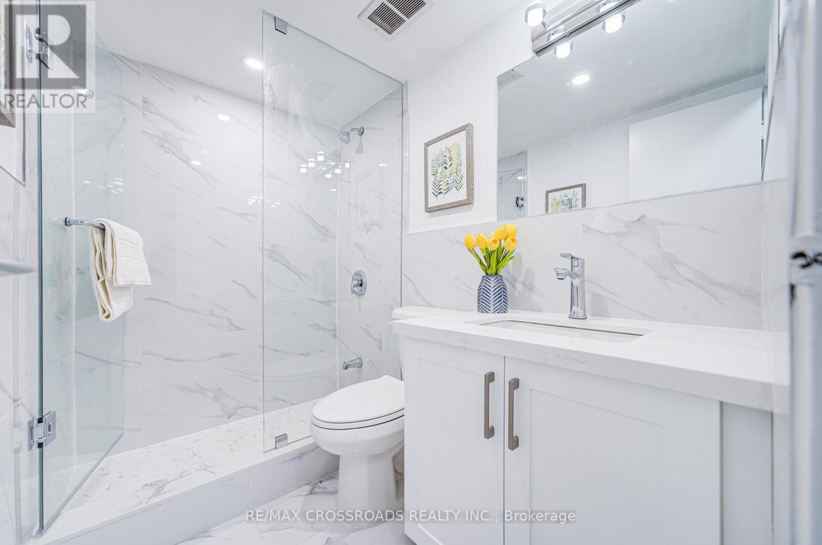 2408 - 3 Massey Square, Toronto, Ontario  M4C 5L5 - Photo 38 - E12155088