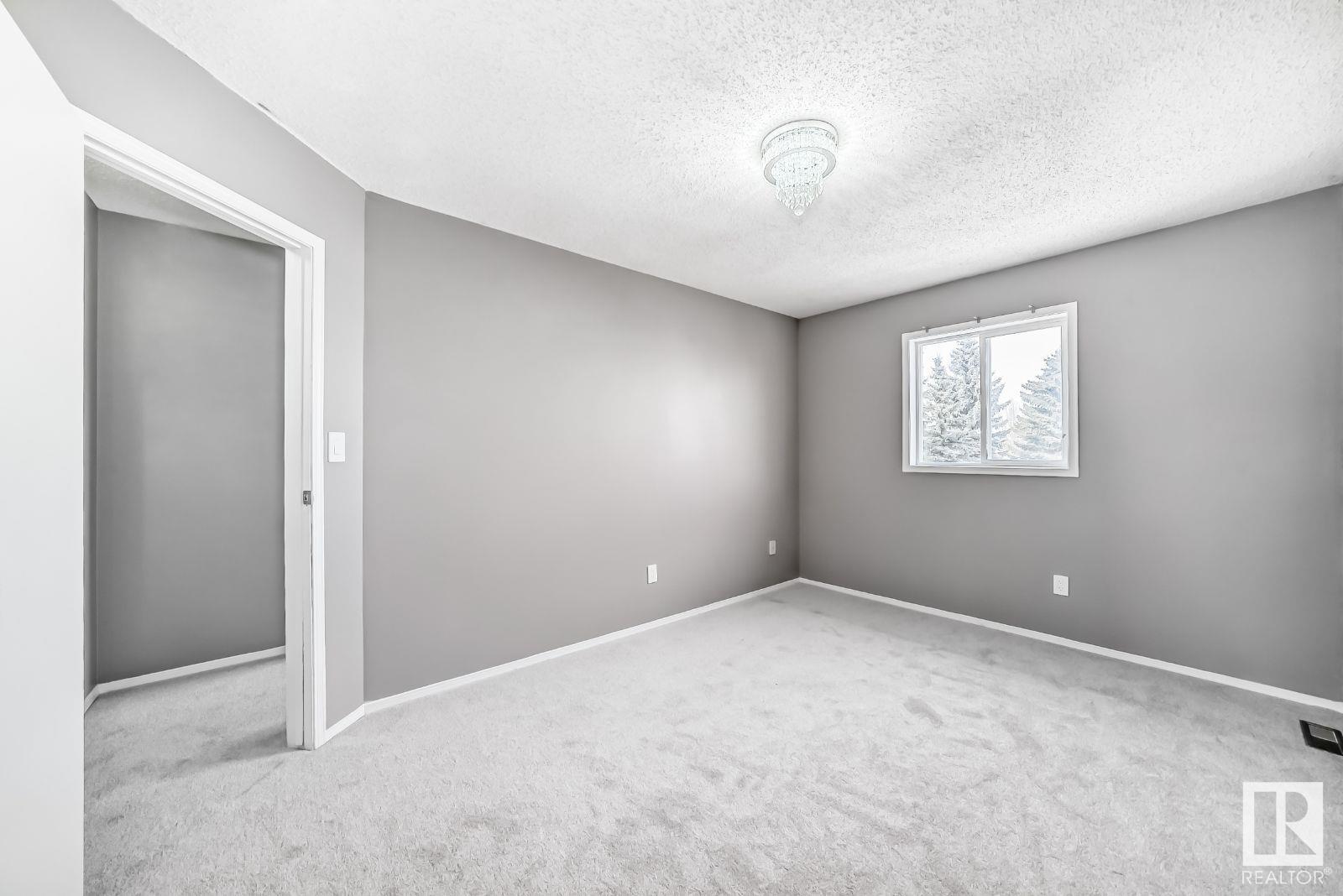 Property at 1552 MILL WOODS E NW image 1