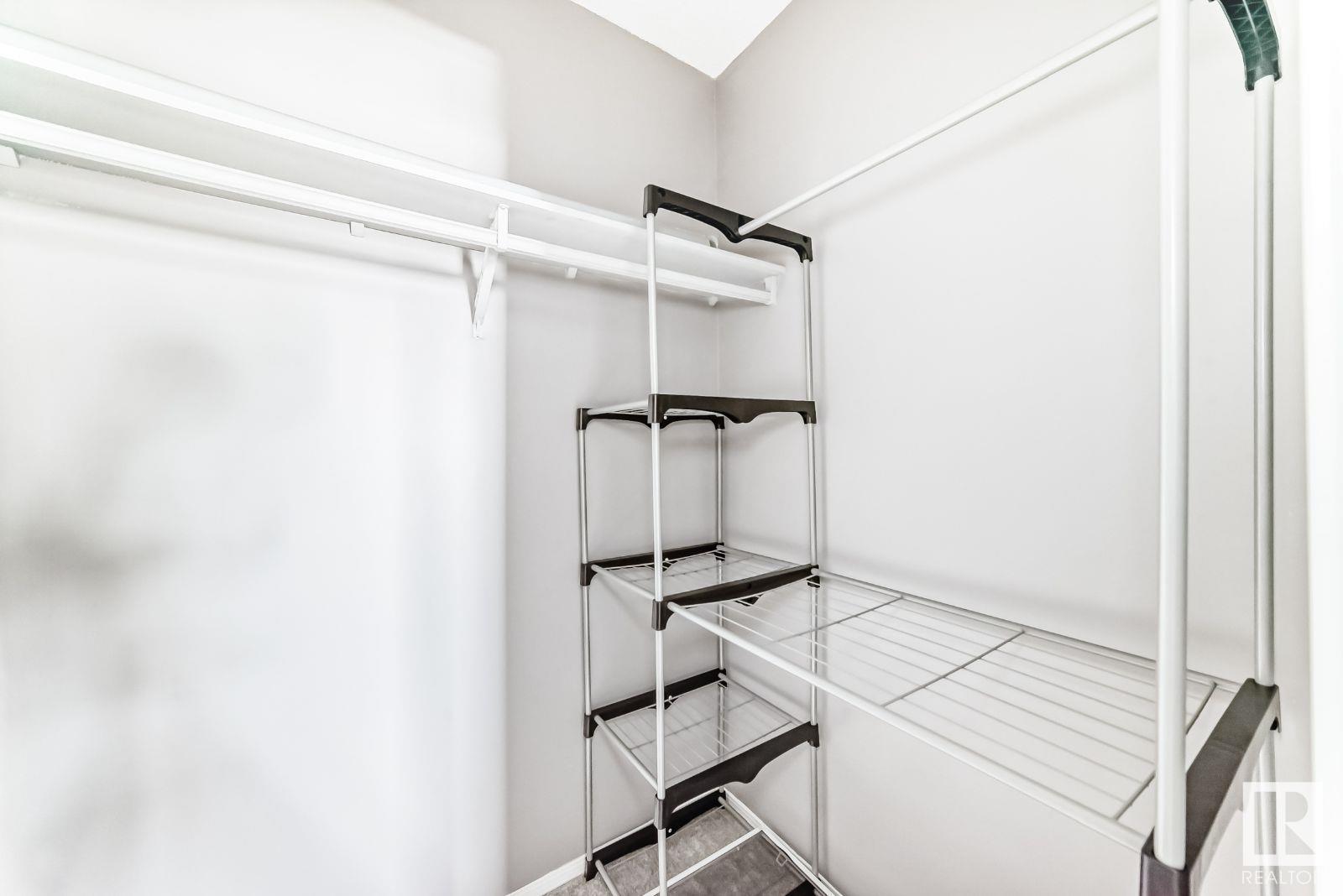 Property at 1552 MILL WOODS E NW image 4