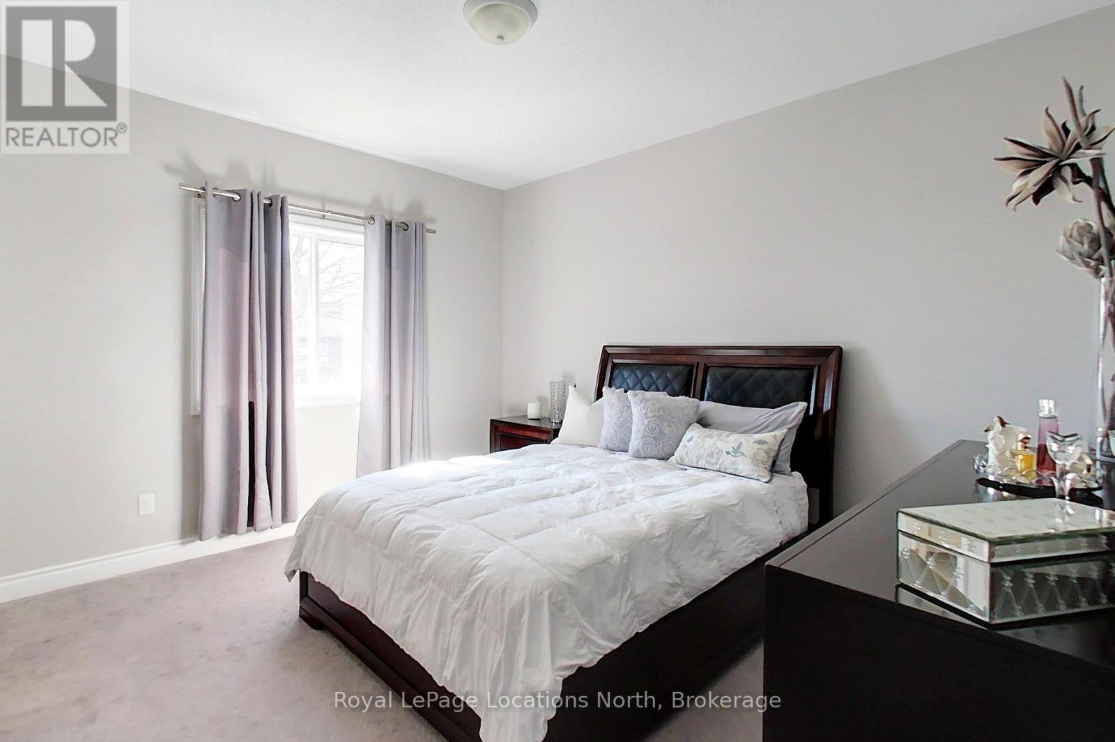 15 Patchell Court, Springwater, Ontario L0M 1P0 - Photo 22 - S12043916