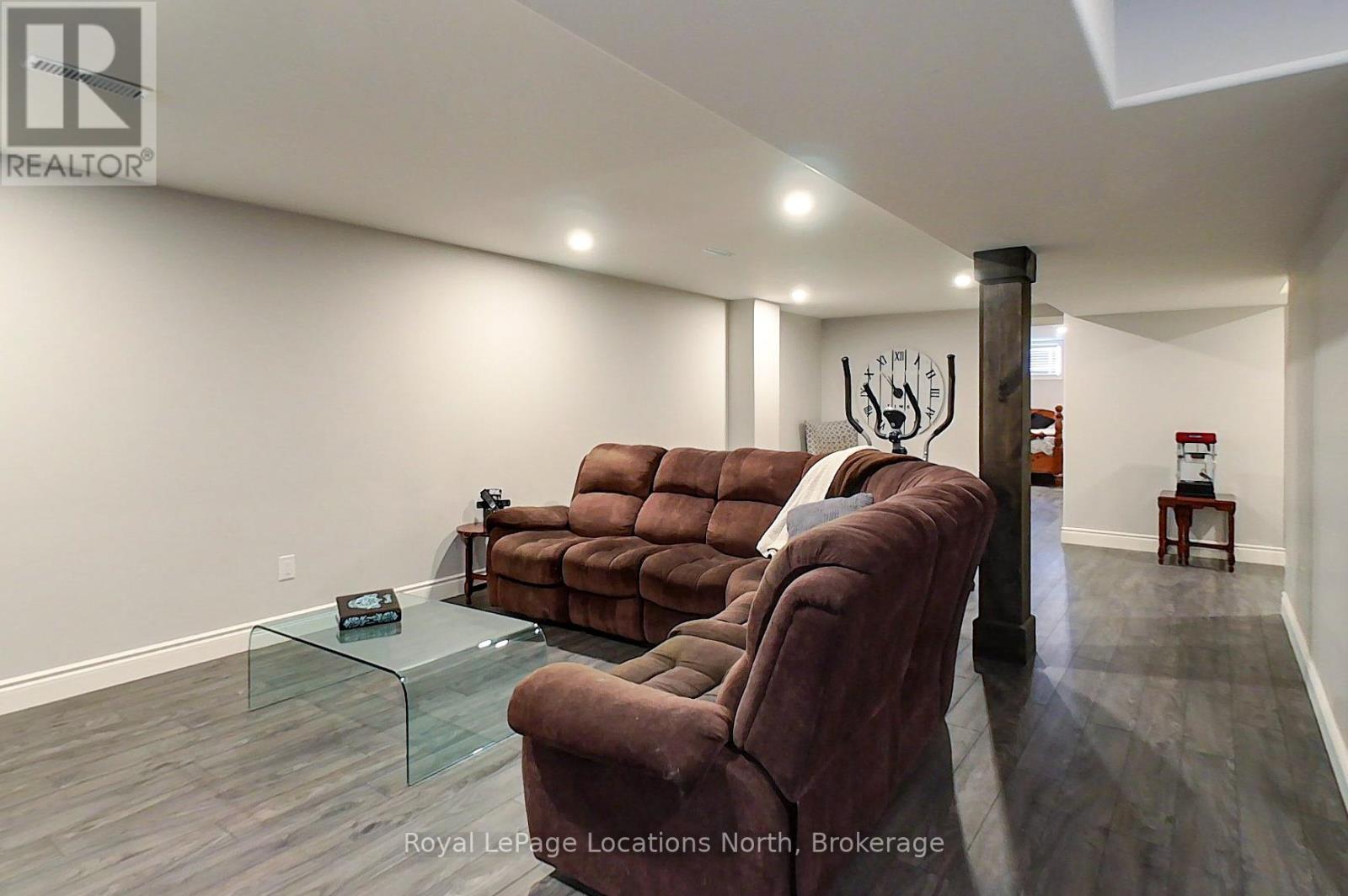 15 Patchell Court, Springwater, Ontario L0M 1P0 - Photo 31 - S12043916