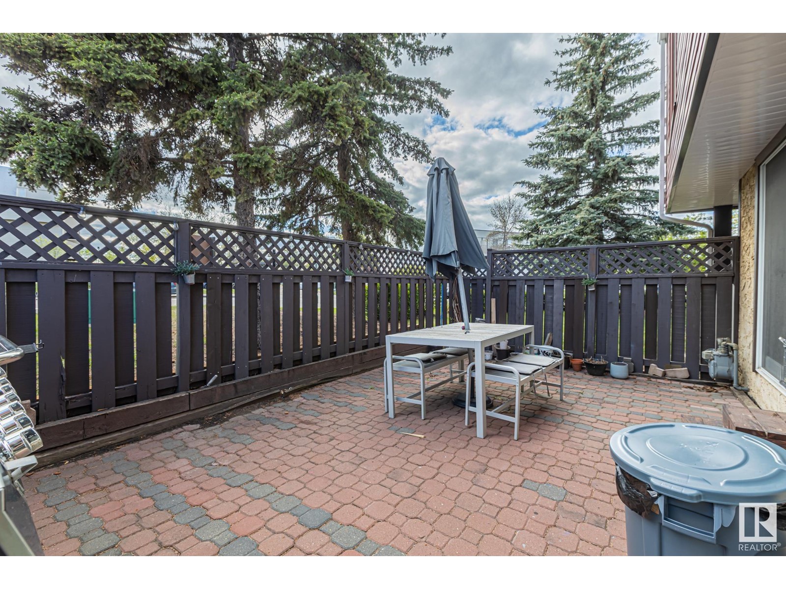 667 Millbourne Rd E Nw, Edmonton, Alberta  T6K 3H3 - Photo 28 - E4436996