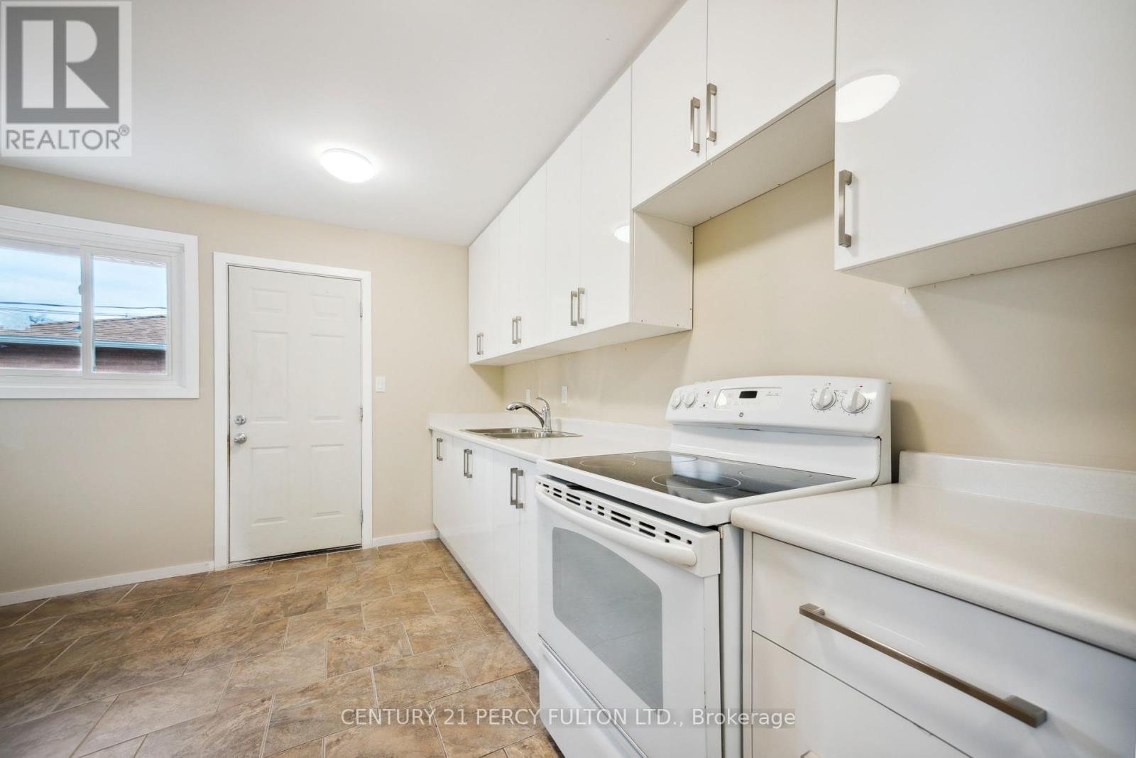 15 Isabel Street E, Belleville, Ontario  K8P 3N4 - Photo 19 - X12126875