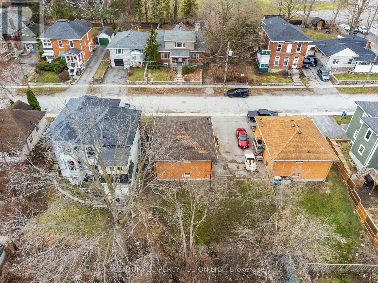 15 Isabel Street E, Belleville, Ontario  K8P 3N4 - Photo 37 - X12126875