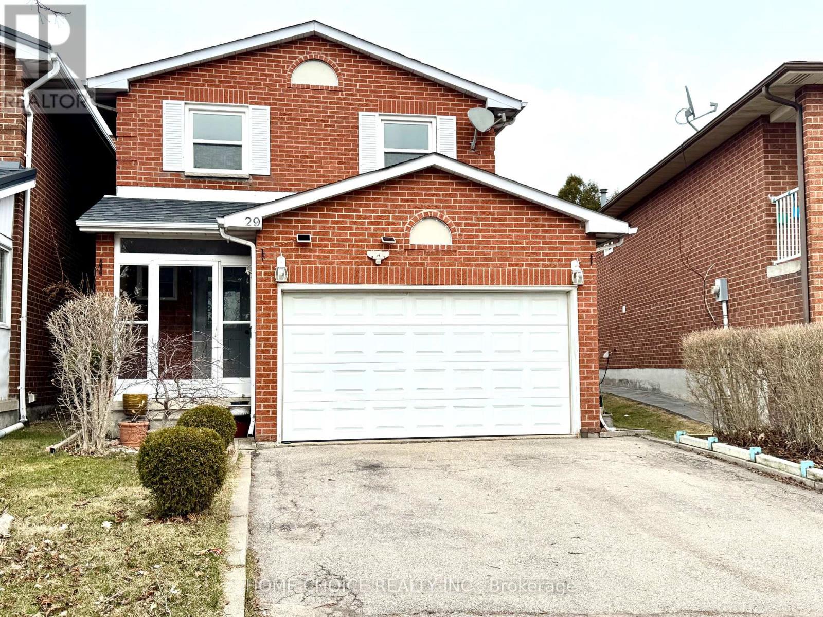 29 COG HILL DRIVE, Vaughan, Ontario