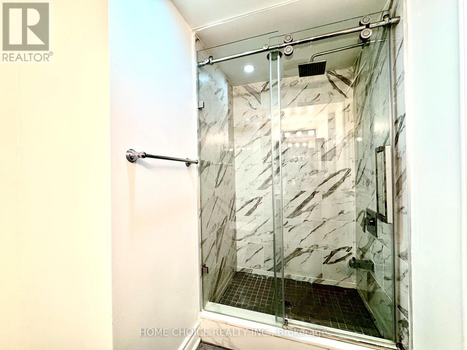 29 Cog Hill Drive, Vaughan, Ontario  L4K 1M6 - Photo 31 - N12155033