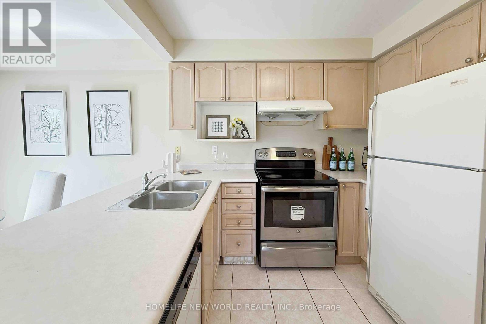 1 Sylwood Crescent, Vaughan, Ontario  L6A 2L2 - Photo 14 - N12155130