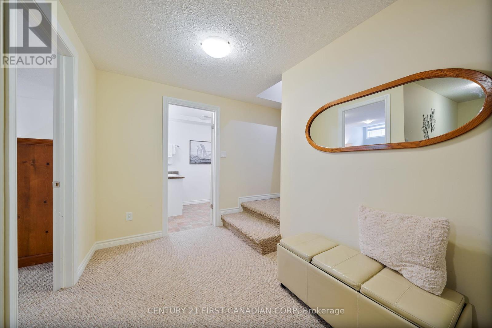 14 Oakwood Links Lane, Lambton Shores, Ontario  N0M 1T0 - Photo 20 - X11924987