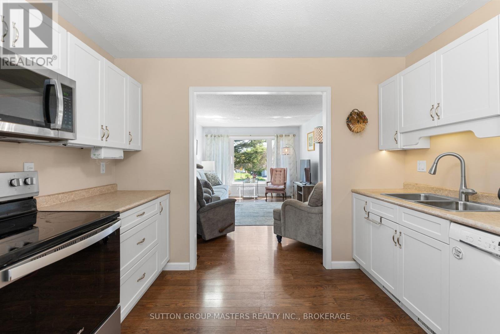 900 Mona Drive, Kingston, Ontario  K7P 2H7 - Photo 11 - X12155217