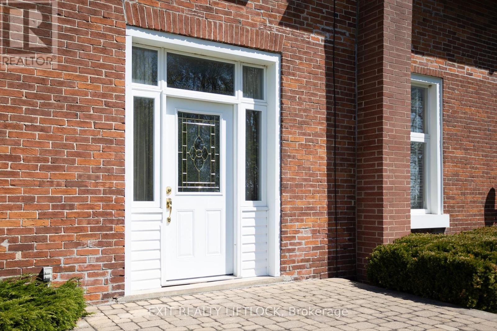 404 Morton Line, Cavan Monaghan, Ontario  L0A 1C0 - Photo 5 - X12155185