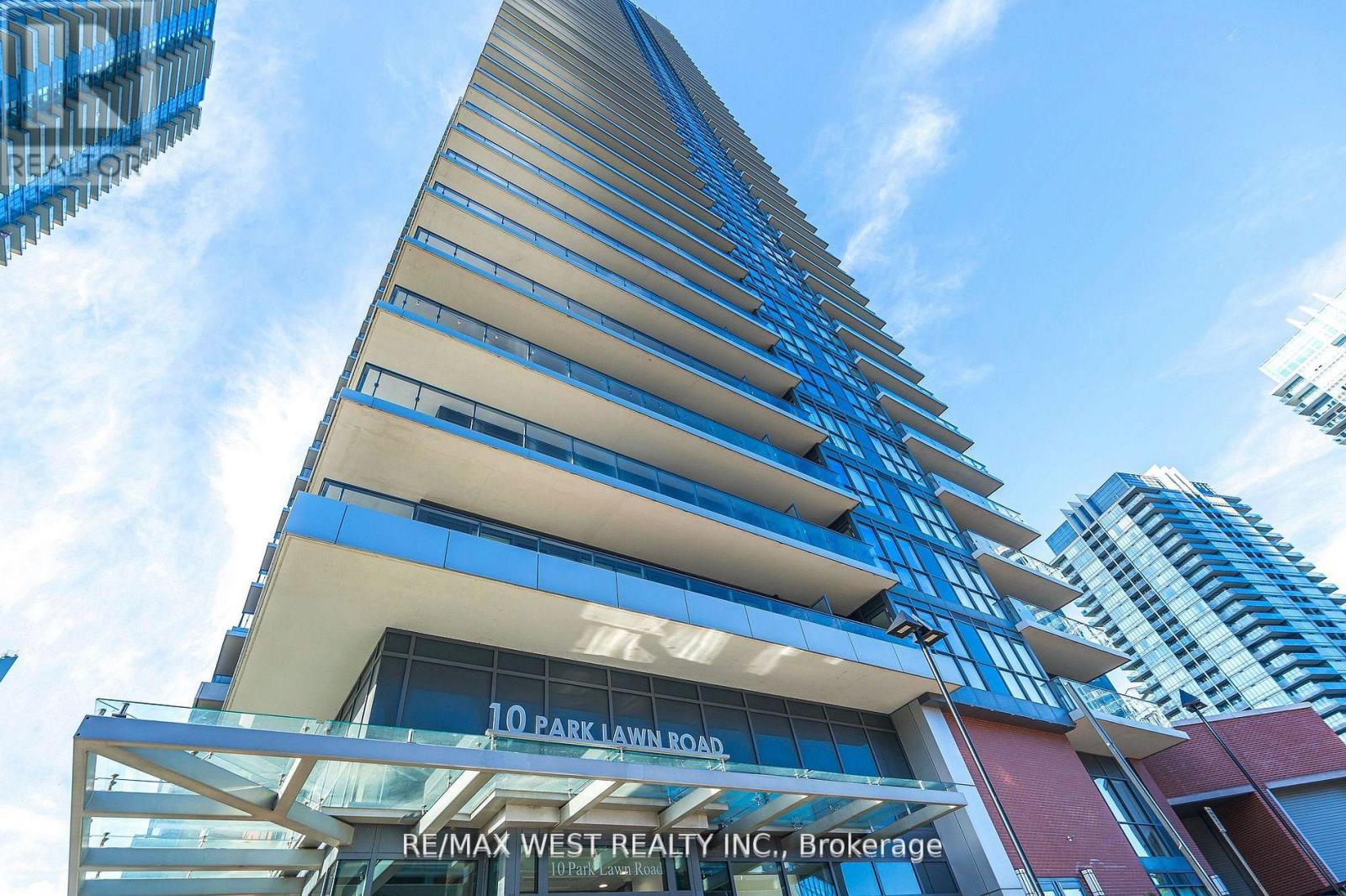 1705 - 10 Park Lawn Road, Toronto (Mimico), Ontario  M8Y 3H8 - Photo 2 - W12155008