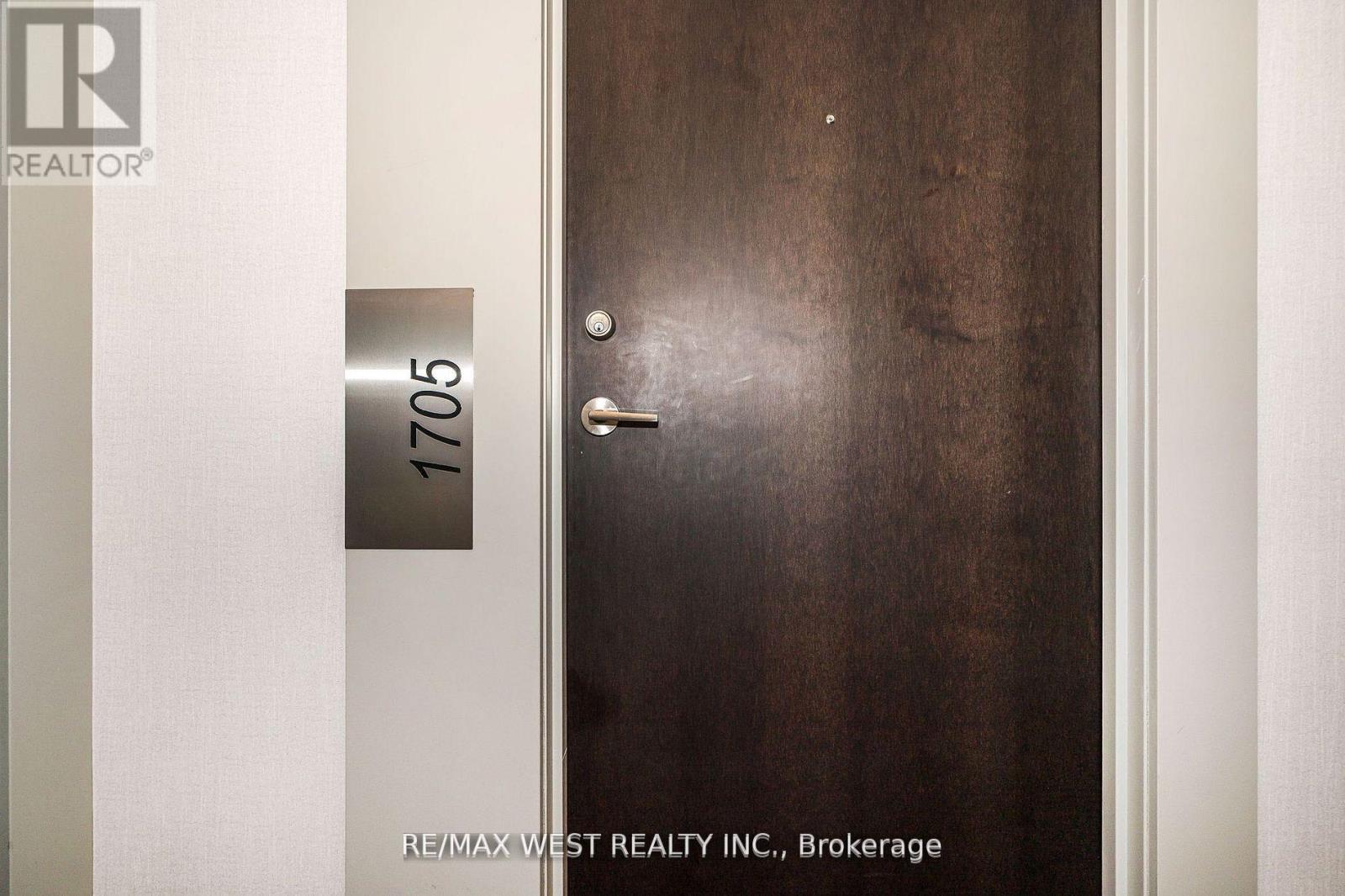 1705 - 10 Park Lawn Road, Toronto (Mimico), Ontario  M8Y 3H8 - Photo 5 - W12155008