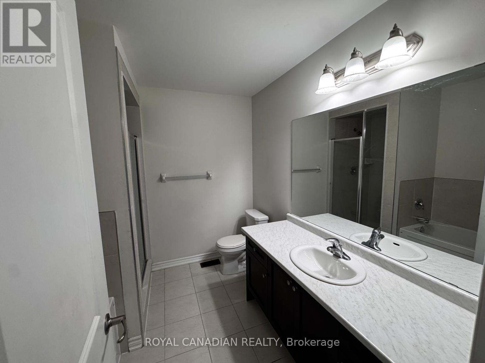 43 Yarmouth Street, Brampton, Ontario  L7A 4X5 - Photo 3 - W12155009