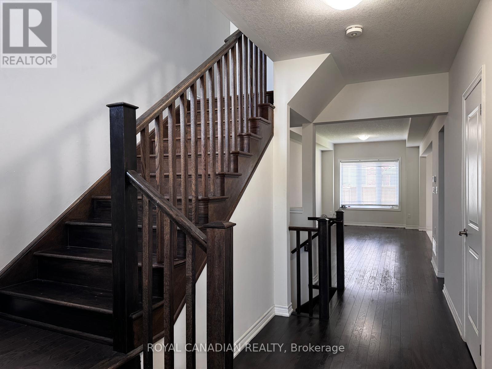 43 Yarmouth Street, Brampton, Ontario  L7A 4X5 - Photo 4 - W12155009