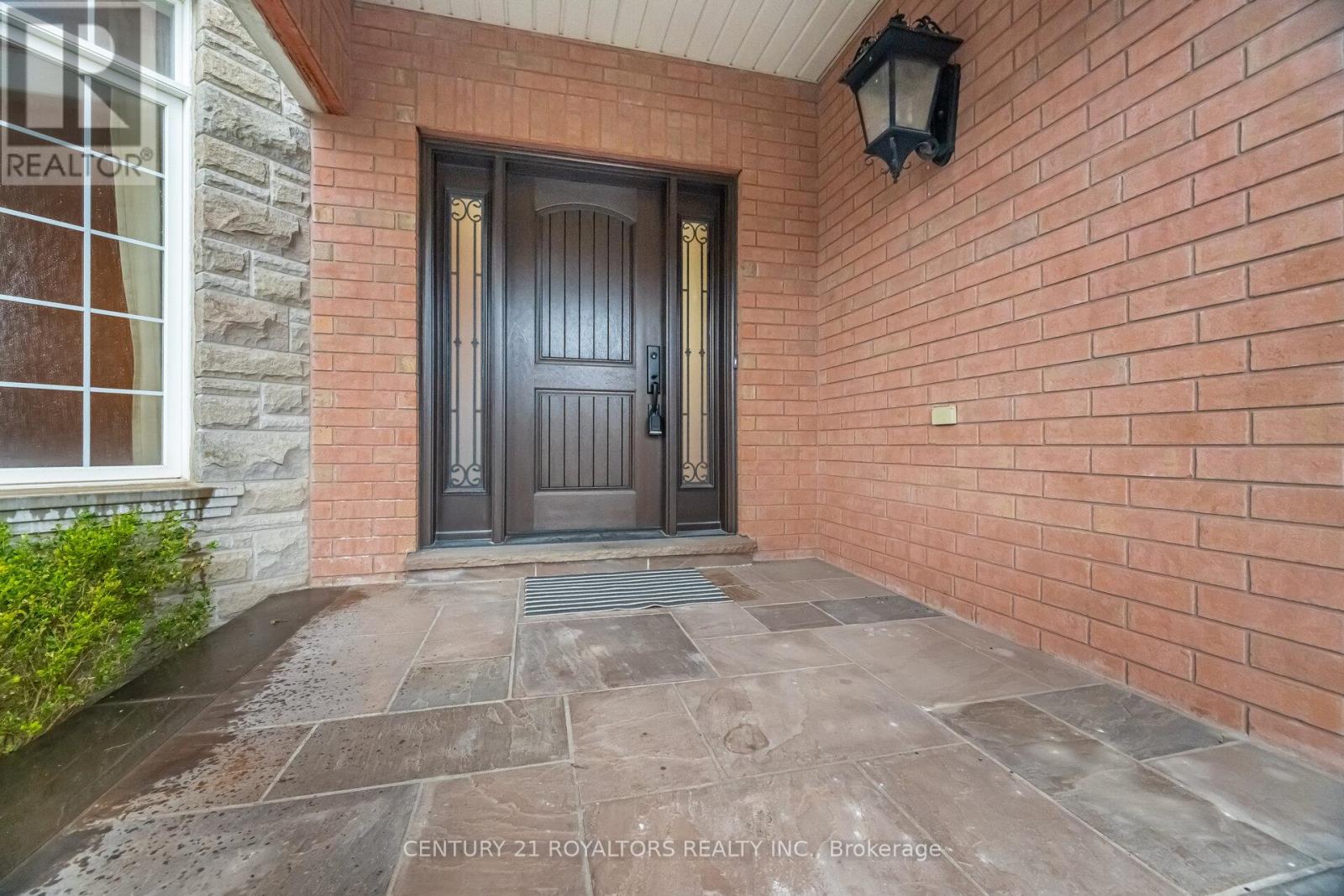 67 Saint Hubert Drive, Brampton, Ontario  L6P 1Y5 - Photo 3 - W12155018