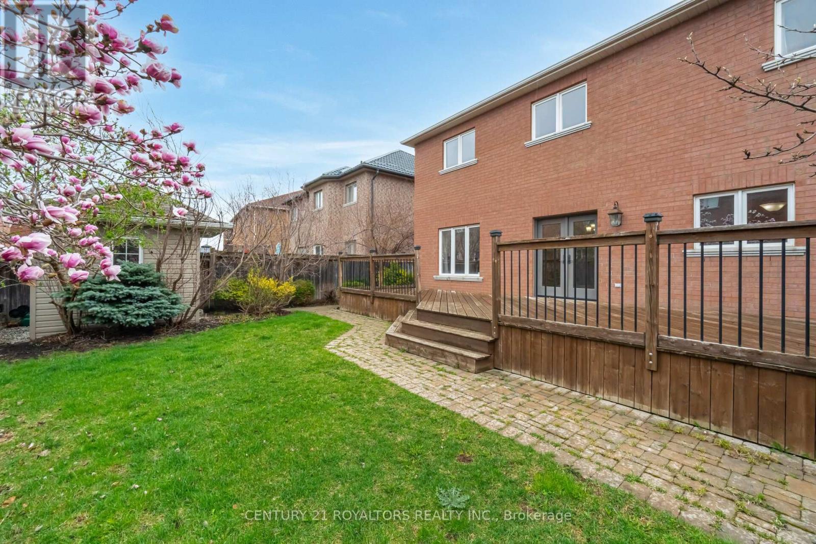67 Saint Hubert Drive, Brampton, Ontario  L6P 1Y5 - Photo 50 - W12155018