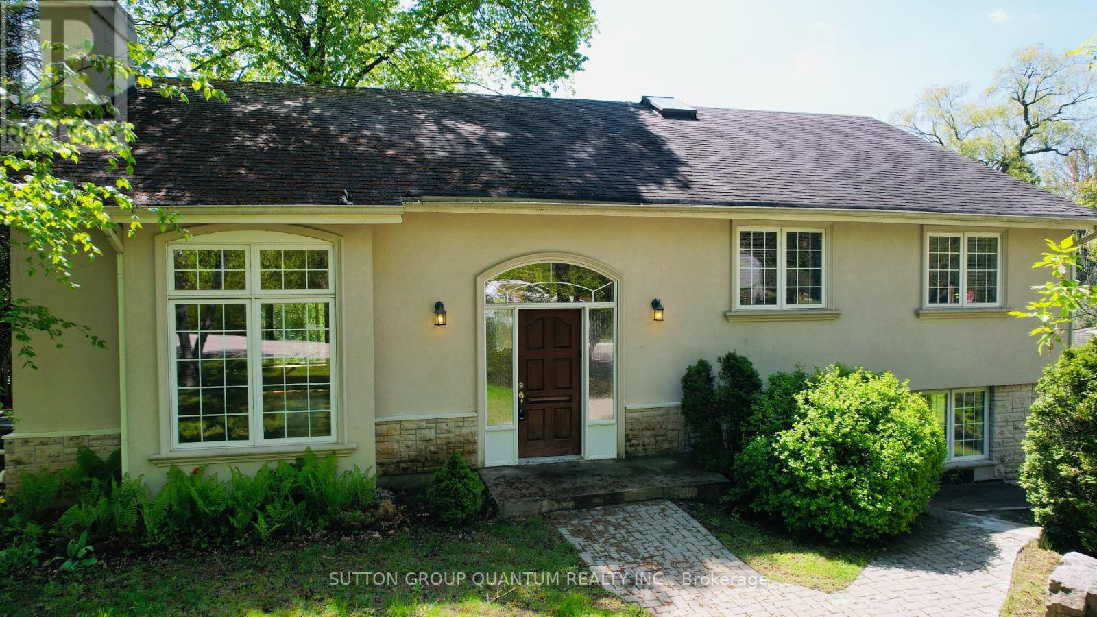 Property at 1340 CONTOUR DRIVE image 4