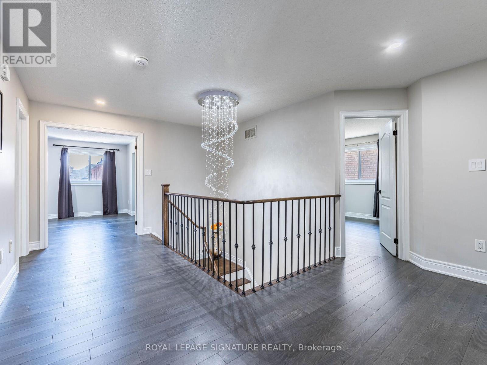 12 Northface Crescent, Brampton, Ontario  L6R 2X9 - Photo 28 - W12155104