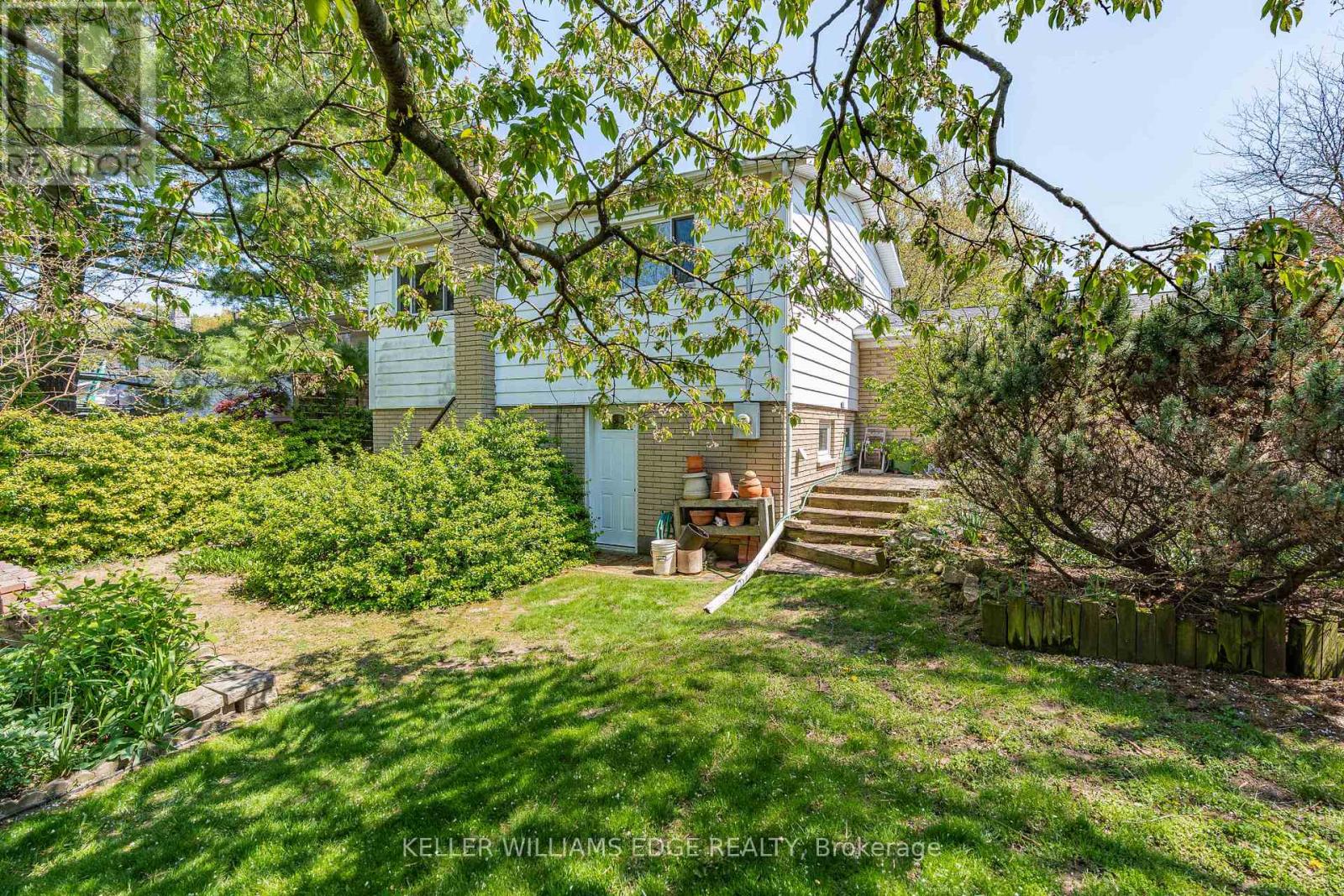 123 Lynn Court, Burlington (Bayview), Ontario  L7T 1B3 - Photo 37 - W12155162
