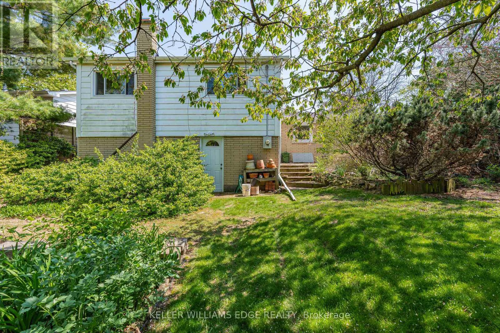123 Lynn Court, Burlington (Bayview), Ontario  L7T 1B3 - Photo 38 - W12155162