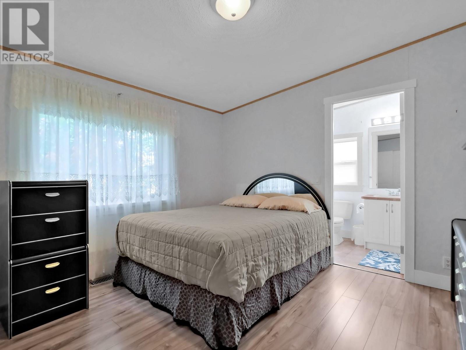 5371 Princeton Avenue Unit# 32, Peachland, British Columbia  V0H 1X8 - Photo 13 - 10348174