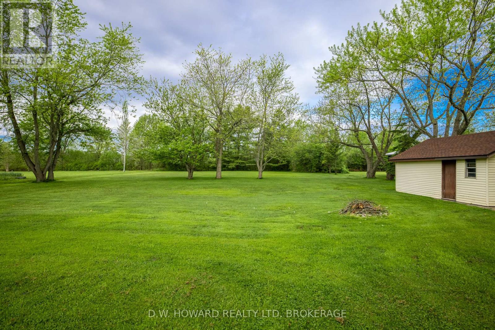 2495 Coral Avenue, Fort Erie (Stevensville), Ontario  L0S 1S0 - Photo 34 - X12155261