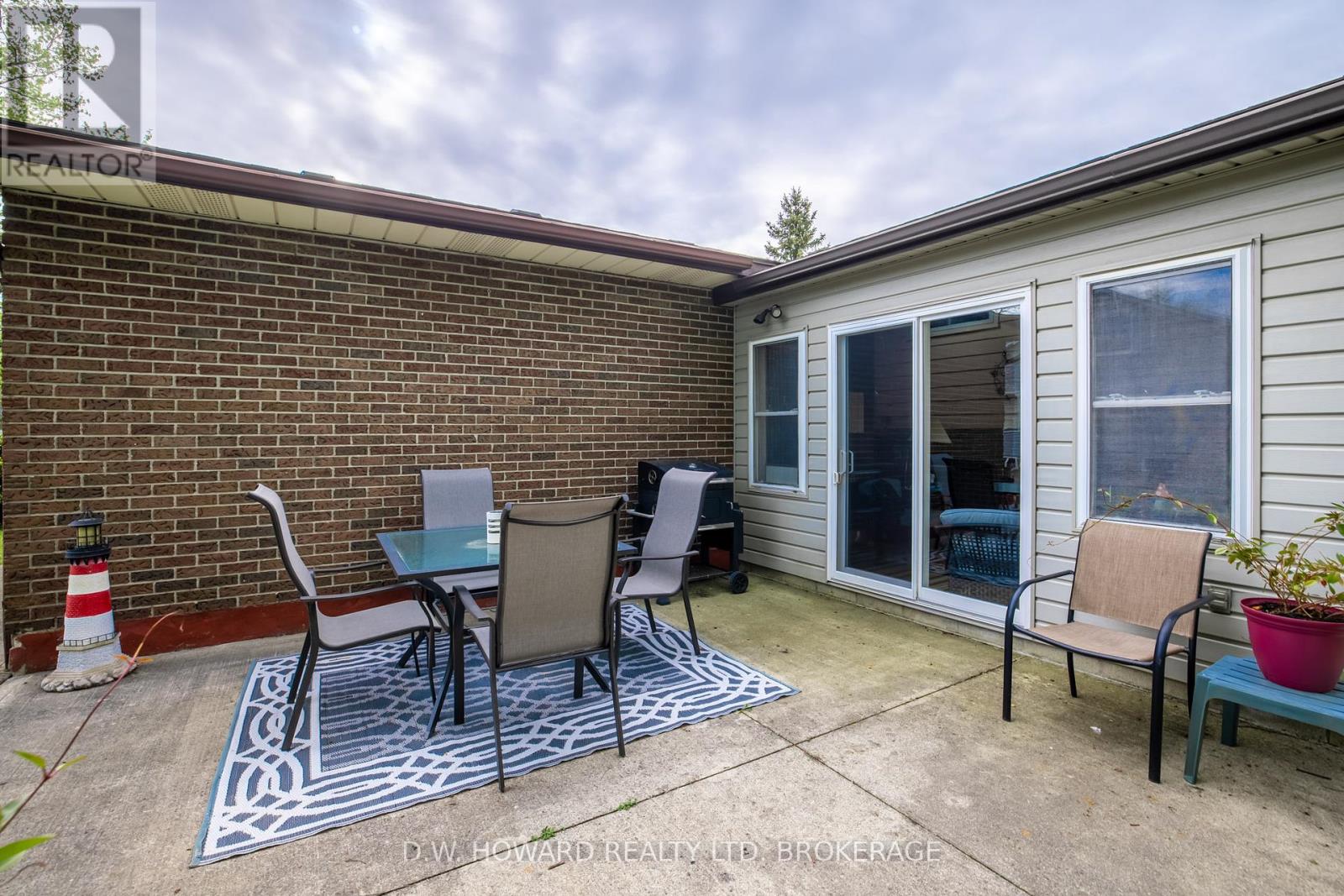 2495 Coral Avenue, Fort Erie (Stevensville), Ontario  L0S 1S0 - Photo 38 - X12155261