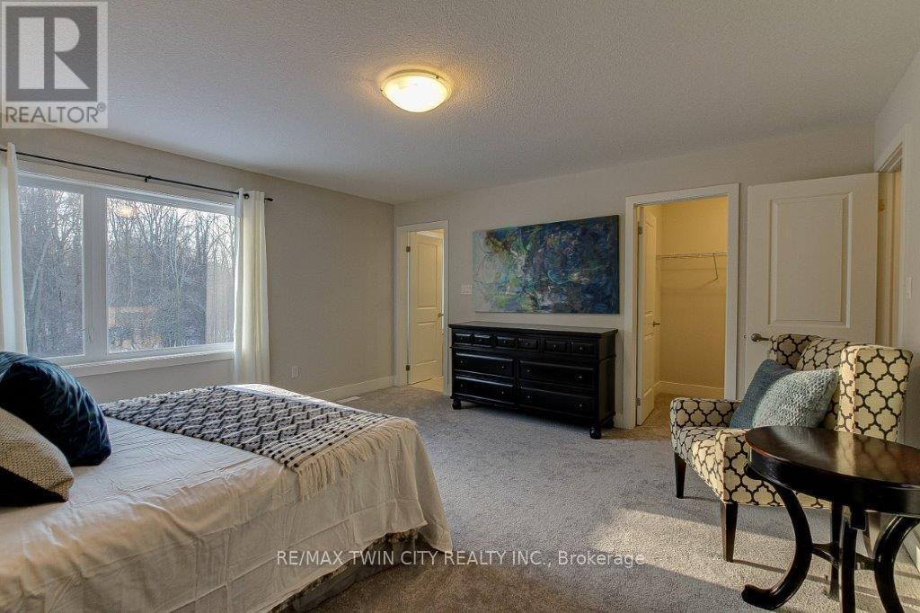 Photo 23 of 24 for 2274 Southport Crescent N