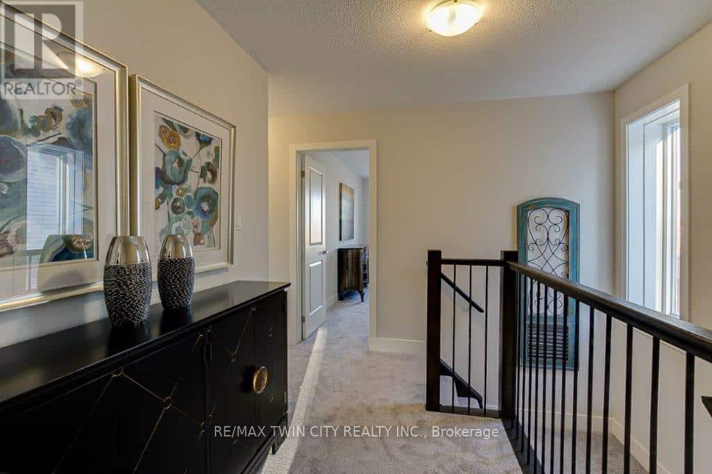 2258 Southport Crescent N, London South, Ontario  N6M 0A1 - Photo 15 - X12155090