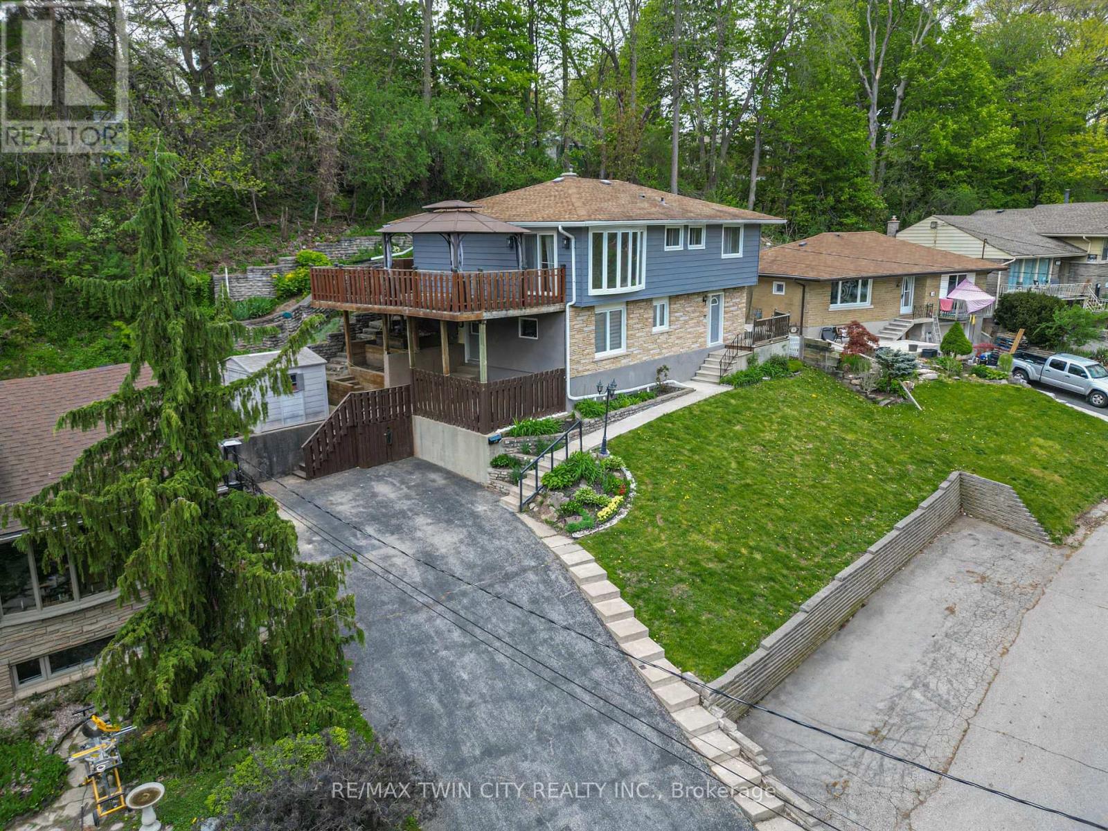 22 Dundonald Road, Cambridge, Ontario  N1S 3H3 - Photo 29 - X12155093