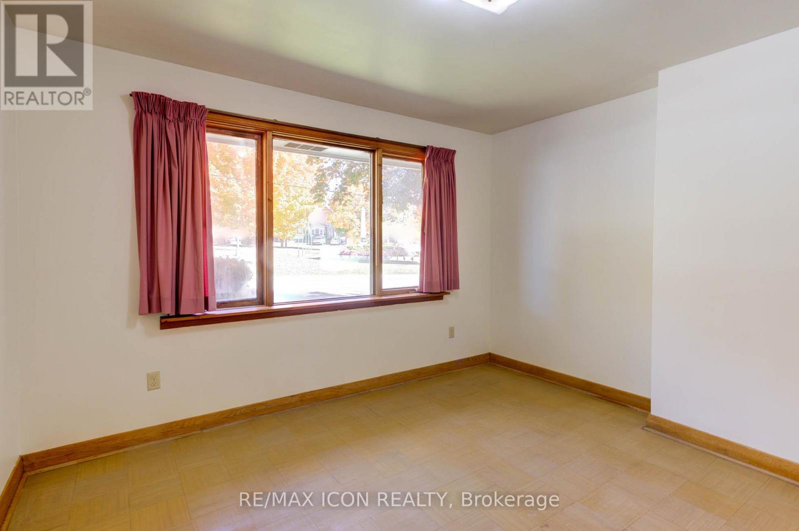 385 Main Street S, Wellington North, Ontario  N0G 2L3 - Photo 10 - X12155105
