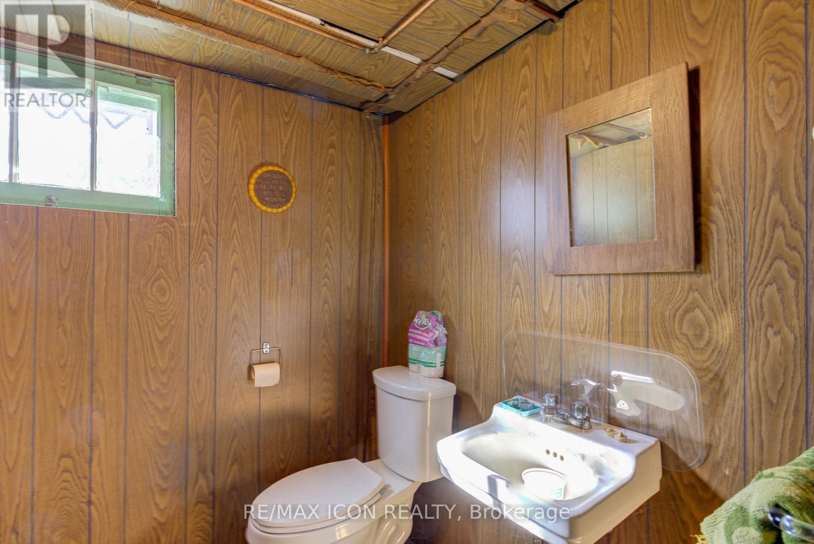 385 Main Street S, Wellington North, Ontario  N0G 2L3 - Photo 26 - X12155105