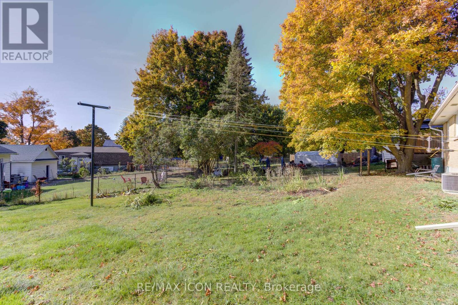 385 Main Street S, Wellington North, Ontario  N0G 2L3 - Photo 31 - X12155105