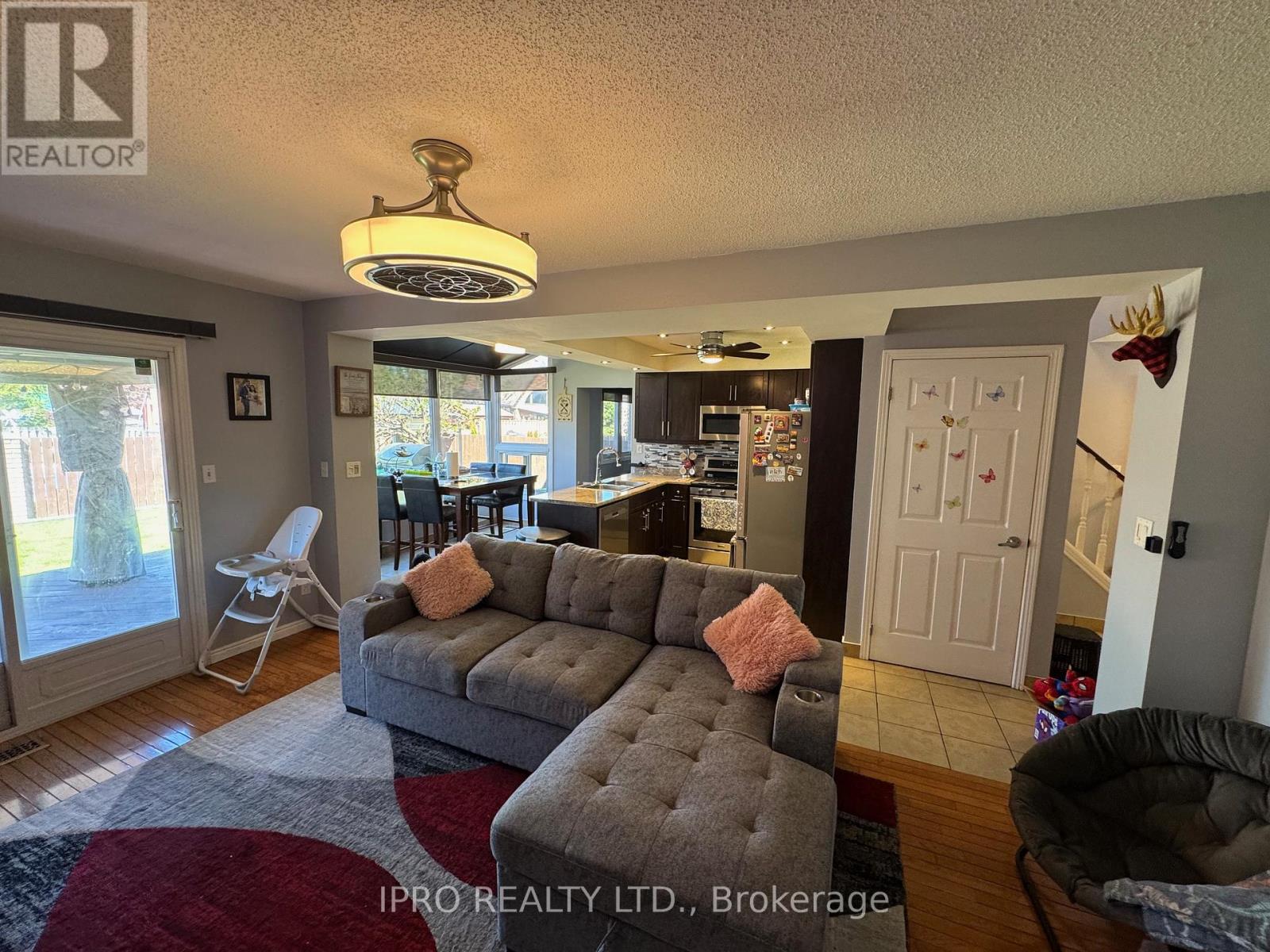 1525 South Pacific Avenue, Windsor, Ontario  N8X 4Z6 - Photo 33 - X12155107