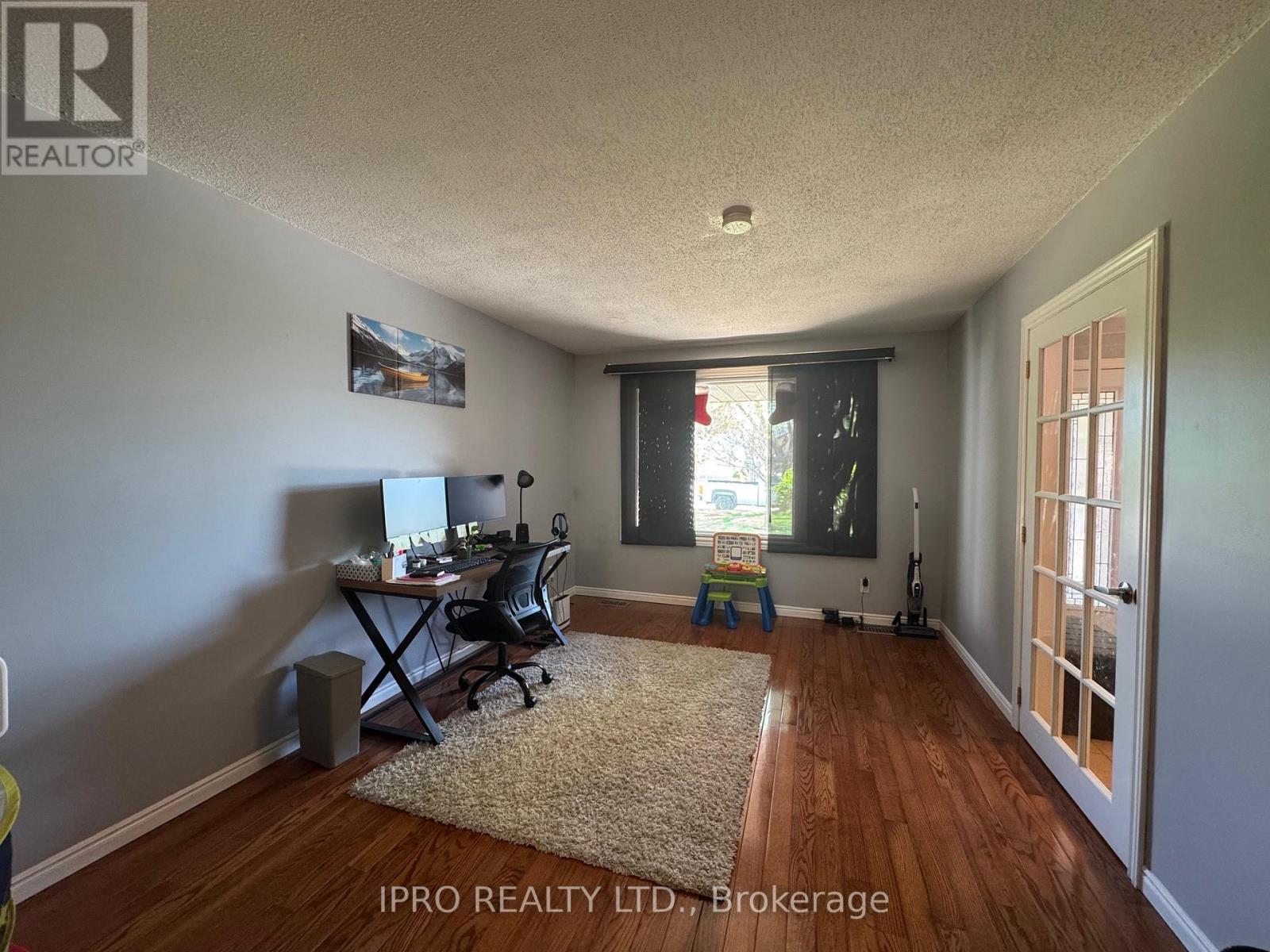 1525 South Pacific Avenue, Windsor, Ontario  N8X 4Z6 - Photo 37 - X12155107