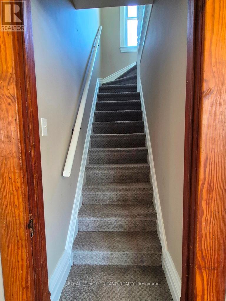 286 King Street S, Thames Centre, Ontario  N0M 2P0 - Photo 16 - X12061438