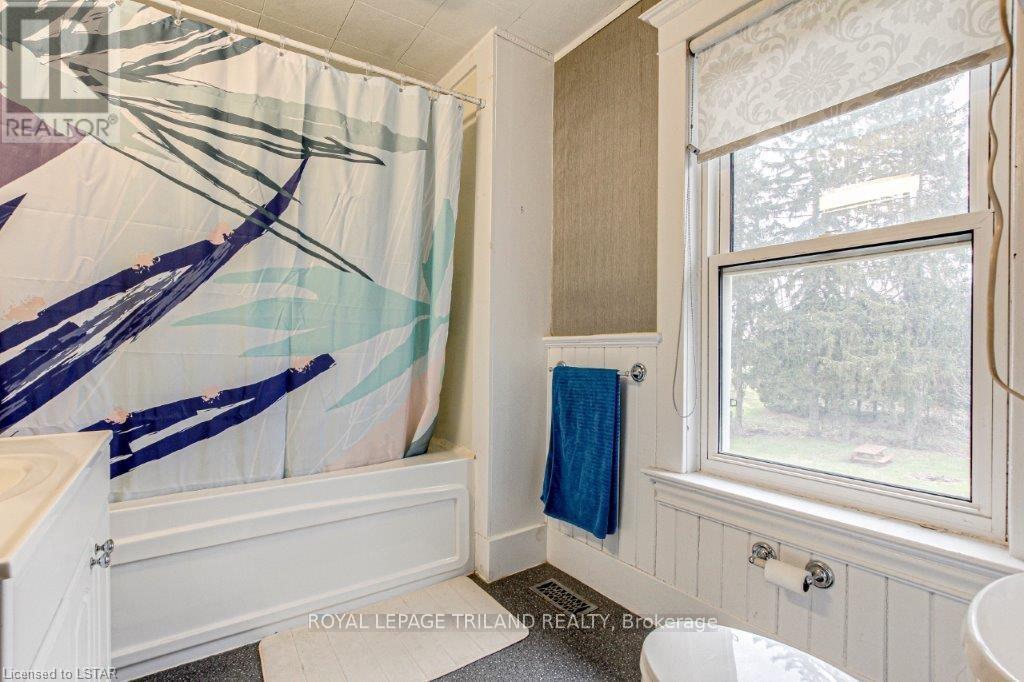 286 King Street S, Thames Centre, Ontario  N0M 2P0 - Photo 22 - X12061438