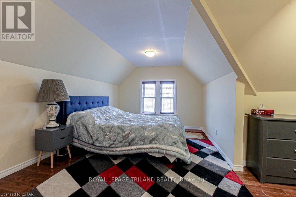 286 King Street S, Thames Centre, Ontario  N0M 2P0 - Photo 26 - X12061438