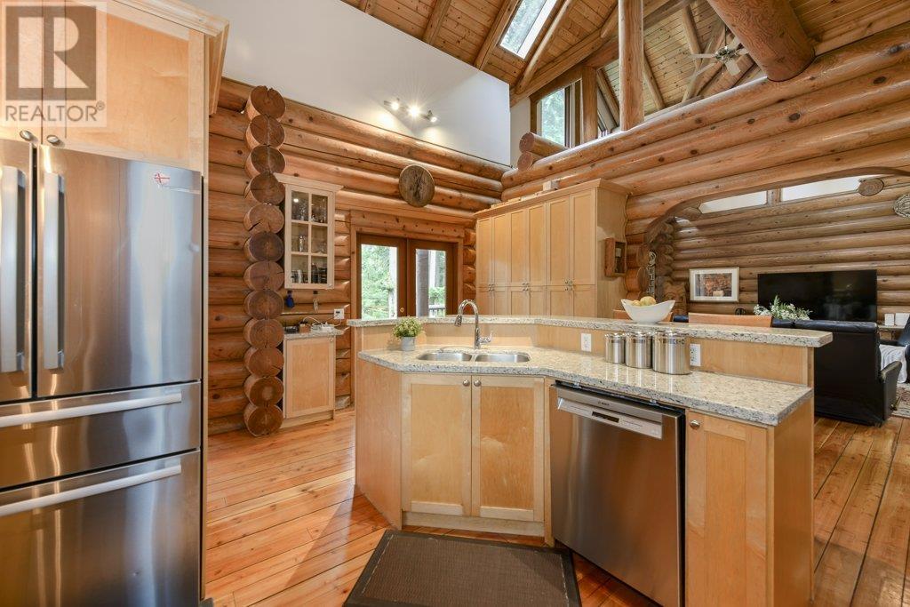 3025 Anmore Creek Way, Port Moody, British Columbia  V3H 5G6 - Photo 18 - R3003828