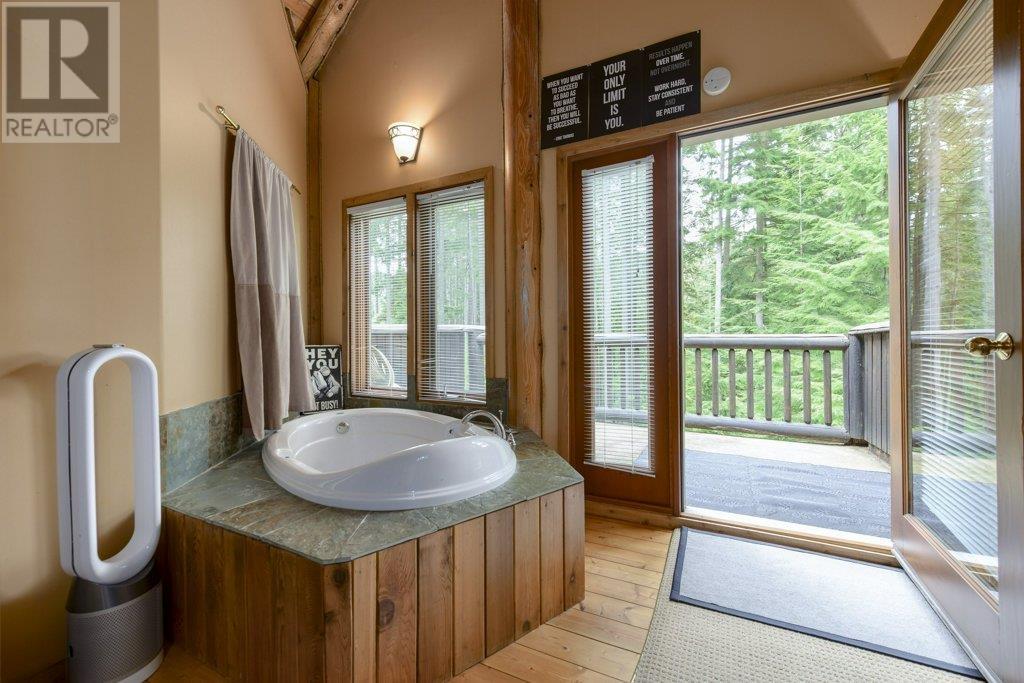 3025 Anmore Creek Way, Port Moody, British Columbia  V3H 5G6 - Photo 23 - R3003828