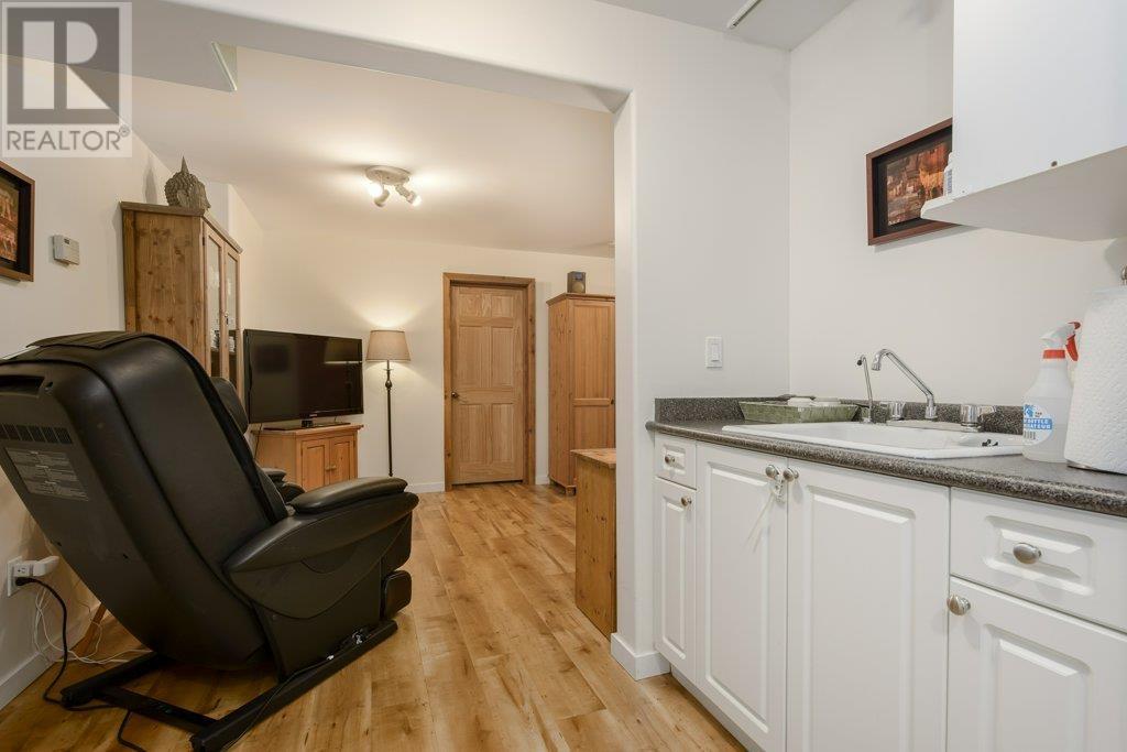 3025 Anmore Creek Way, Port Moody, British Columbia  V3H 5G6 - Photo 25 - R3003828