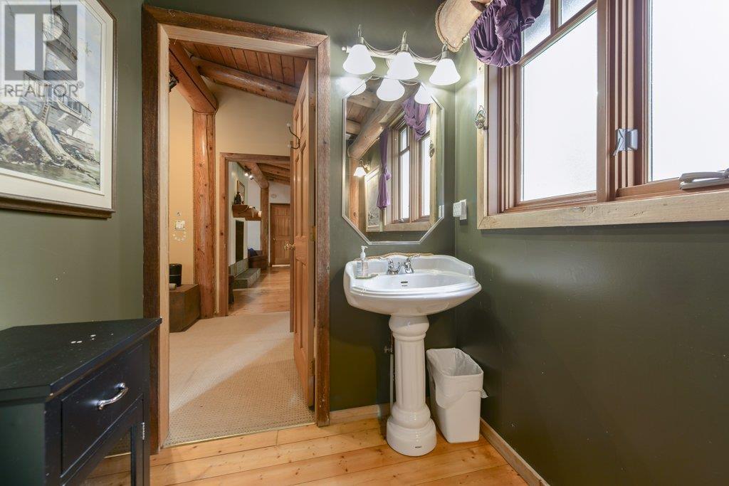 3025 Anmore Creek Way, Port Moody, British Columbia  V3H 5G6 - Photo 26 - R3003828